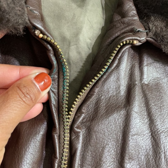 SCHOTT BRO'S inc. NYC G.I. 675 M Flight Jacket - Picture 16 of 17